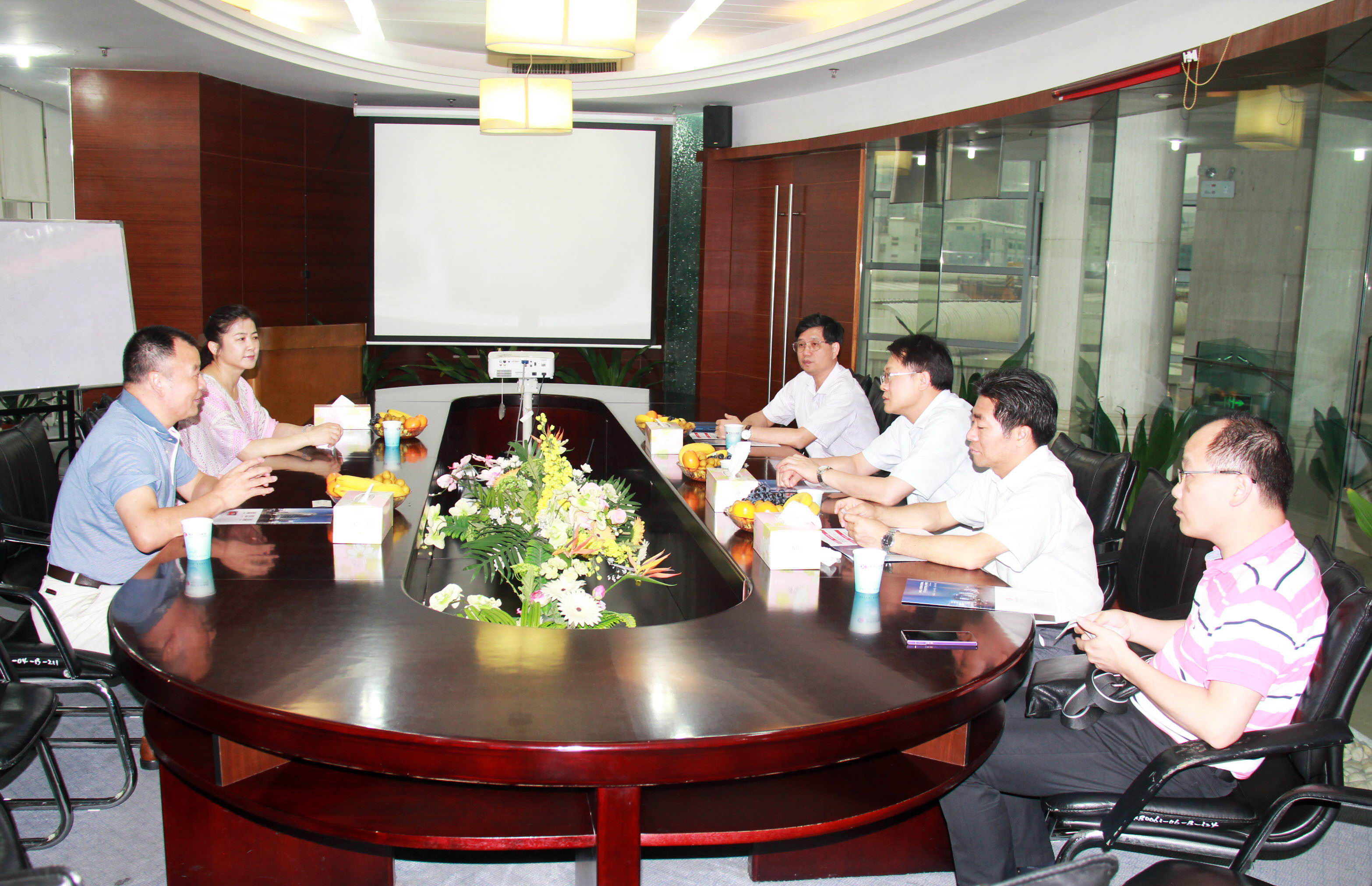 云浮市副市長(zhǎng)胡海運(yùn)一行調(diào)研康利